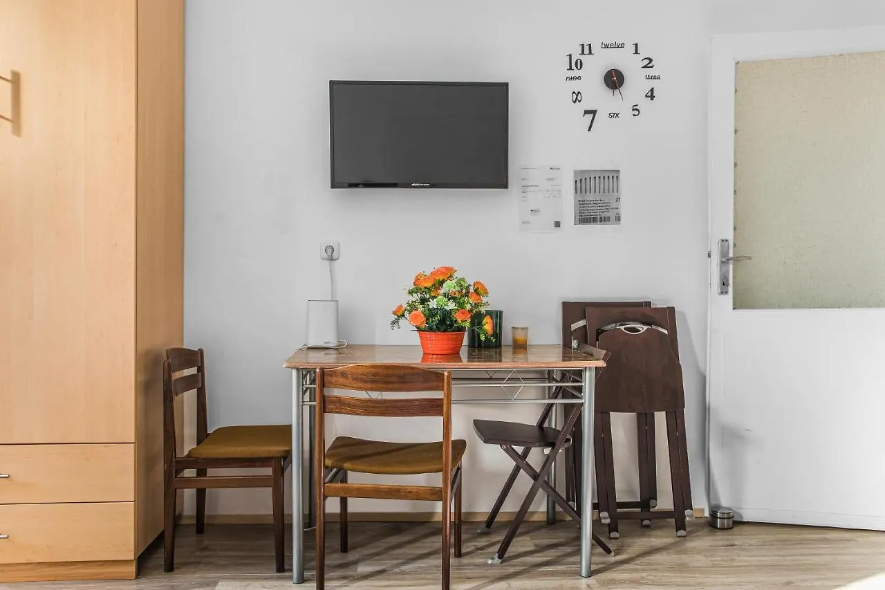 Apartament Cozy 1Br Apt. Near Millenium Tower & Danube River Wiedeń Austria