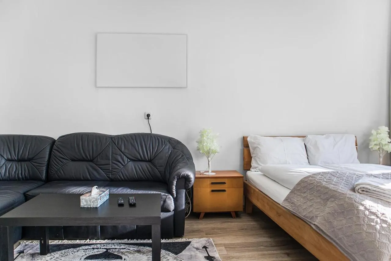 Apartment Ferienwohnung Cozy 1Br Apt. Near Millenium Tower & Danube River Wien