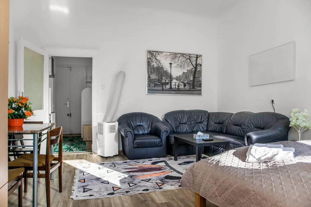 Apartament Cozy 1Br Apt. Near Millenium Tower & Danube River Wiedeń 0*,