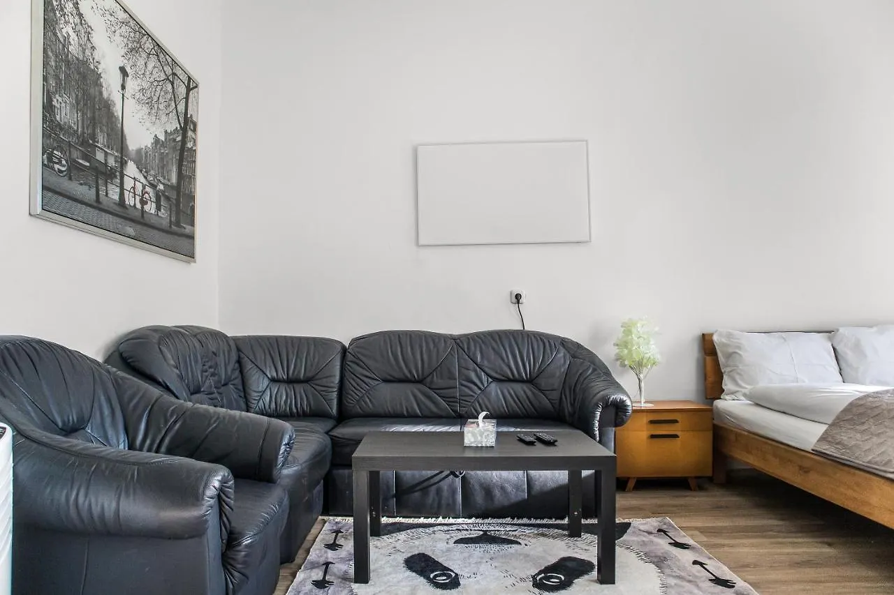 Ferienwohnung Cozy 1Br Apt. Near Millenium Tower & Danube River Wien Österreich